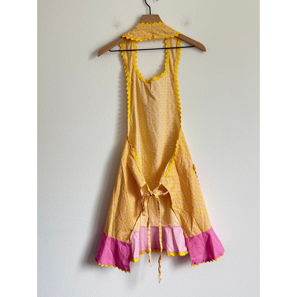 Pinafore Apron OS Yellow Pink Vintage Kitchen Cottagecore Rickrack Ruffle Pocket - Picture 5 of 5